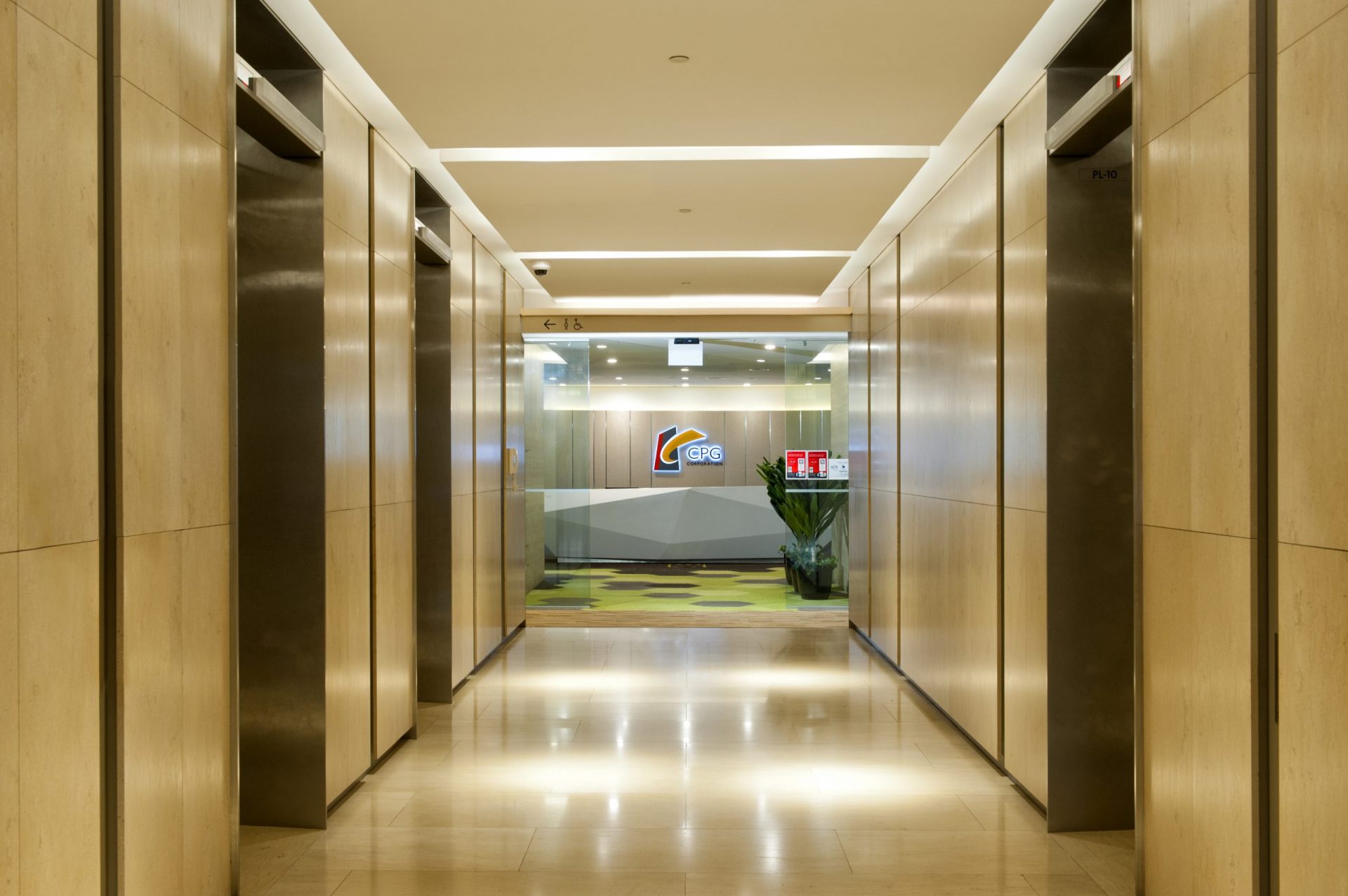 Sun Venture Westgate Tower - Lift Access